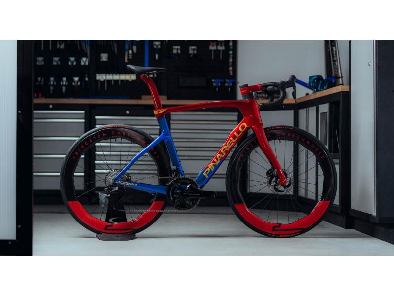 PINARELLO NEW DOGMA F INEOS REPLICA